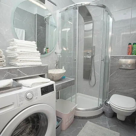 Cozy Sea View In شقة Paralía
