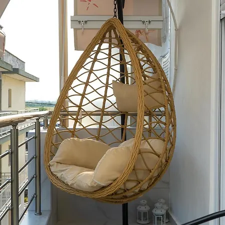 Apartment Cozy Sea View In