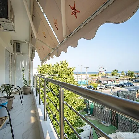 Cozy Sea View In Daire *